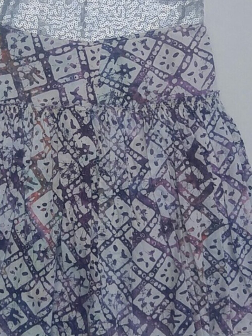Batik SZ M Purple & White Cotton with Ruffled Hem Lined Zip Closure Full Skirt